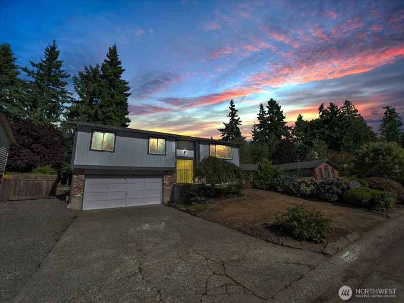 Property photo for 17503 24th Avenue Se, Bothell photo 2