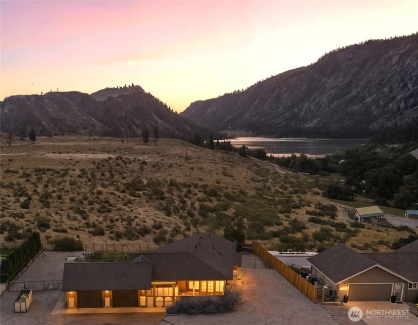 Property photo for 52 Long Drive, Pateros photo 4