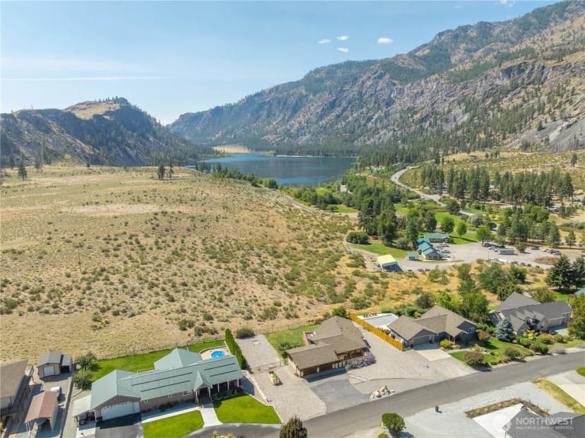 Property photo for 52 Long Drive, Pateros photo 3