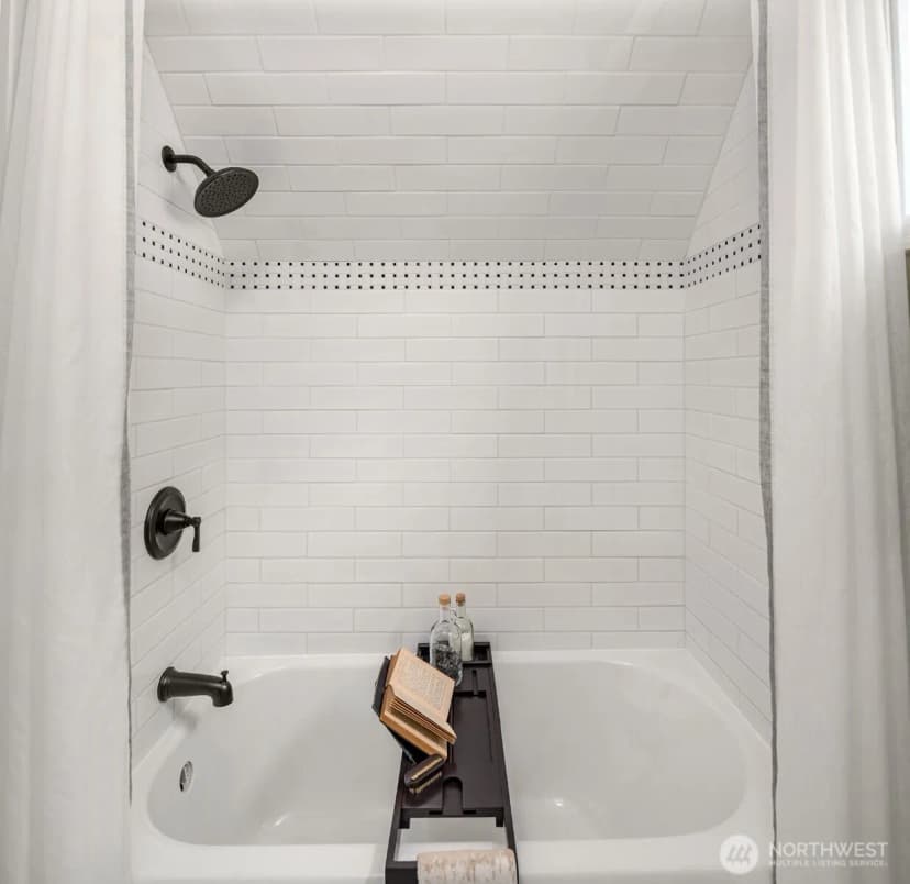Property photo for 311 W Smith Street, Seattle photo 31