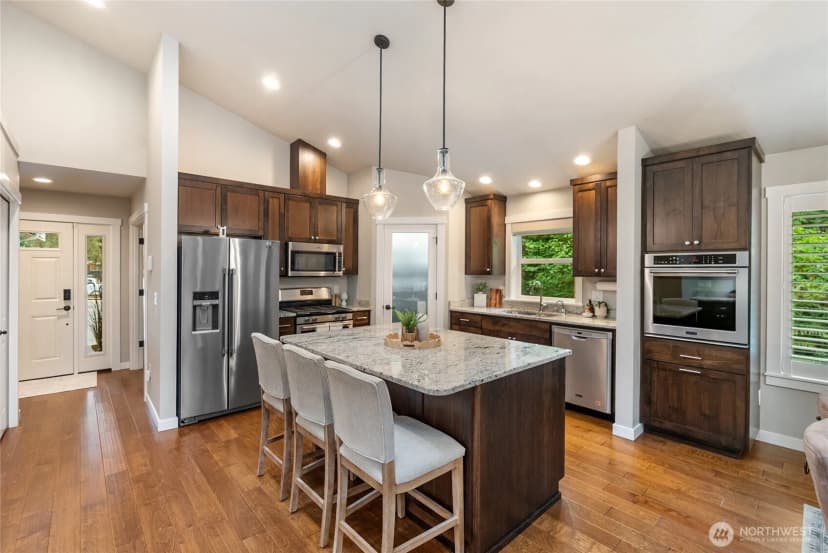 Property photo for 17717 Robinhood Lane, Snohomish photo 8