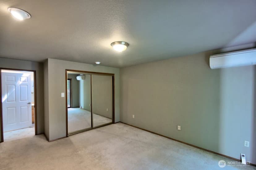 Property photo for 8747 Laguna Drive Sw, Olympia photo 18