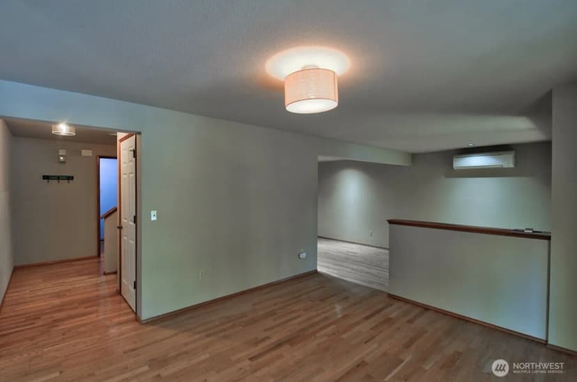 Property photo for 8747 Laguna Drive Sw, Olympia photo 10