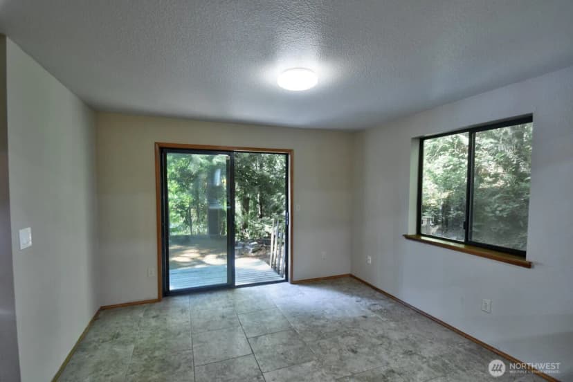 Property photo for 8747 Laguna Drive Sw, Olympia photo 8