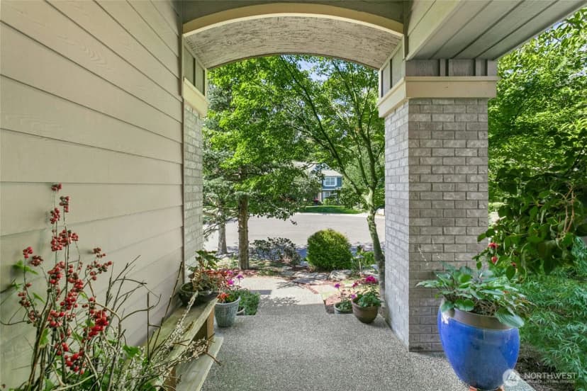 Property photo for 19033 29th Avenue Se, Bothell photo 6