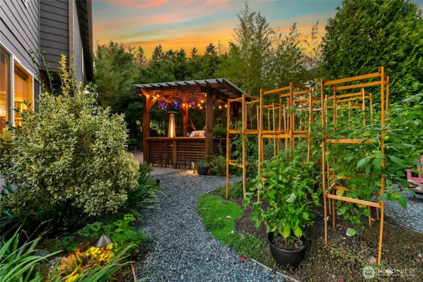 Property photo for 19033 29th Avenue Se, Bothell photo 4