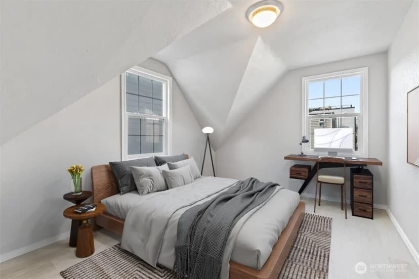 Property photo for 1310 Ne 52nd Street, Seattle photo 16
