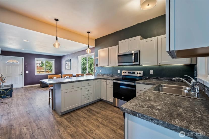 Property photo for 747 S Chelan Avenue, Wenatchee photo 9