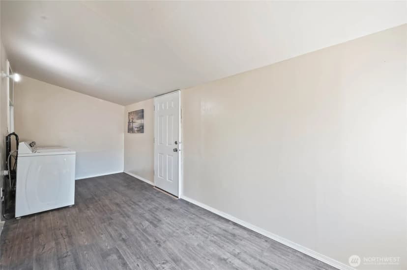 Property photo for 747 S Chelan Avenue, Wenatchee photo 11