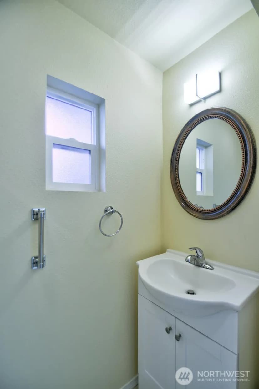 Property photo for 6617 Husky Way Se, Lacey photo 18