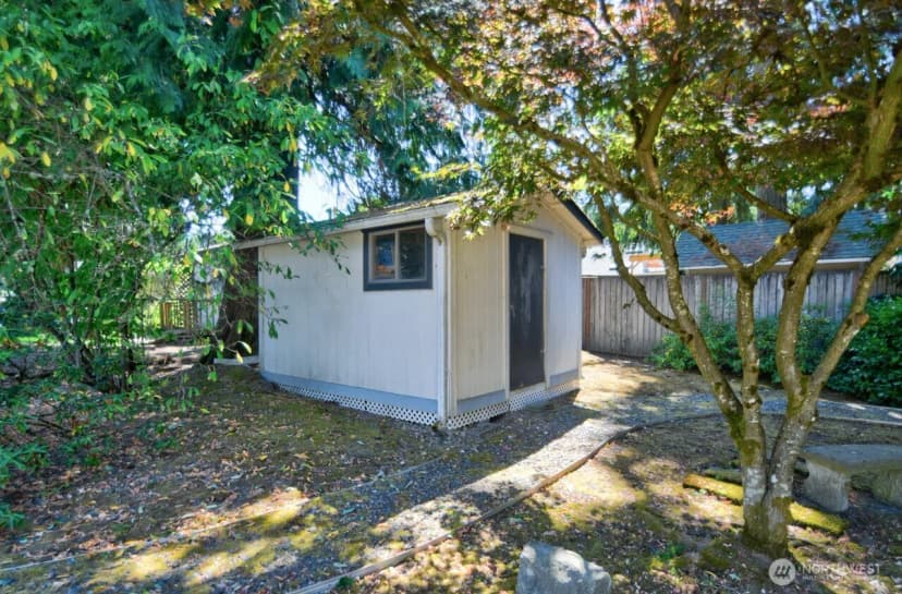 Property photo for 6617 Husky Way Se, Lacey photo 22