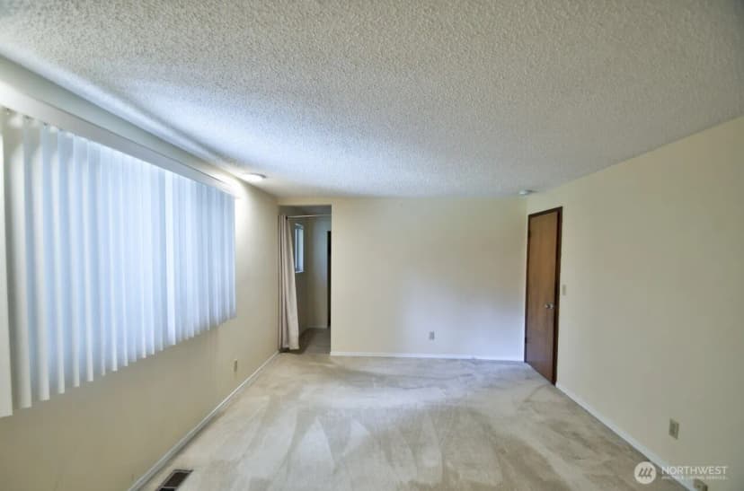 Property photo for 6617 Husky Way Se, Lacey photo 10