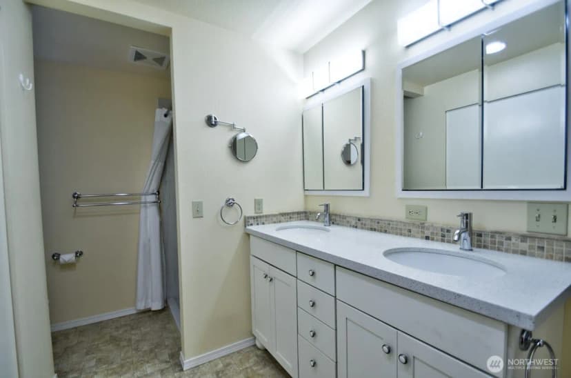 Property photo for 6617 Husky Way Se, Lacey photo 12