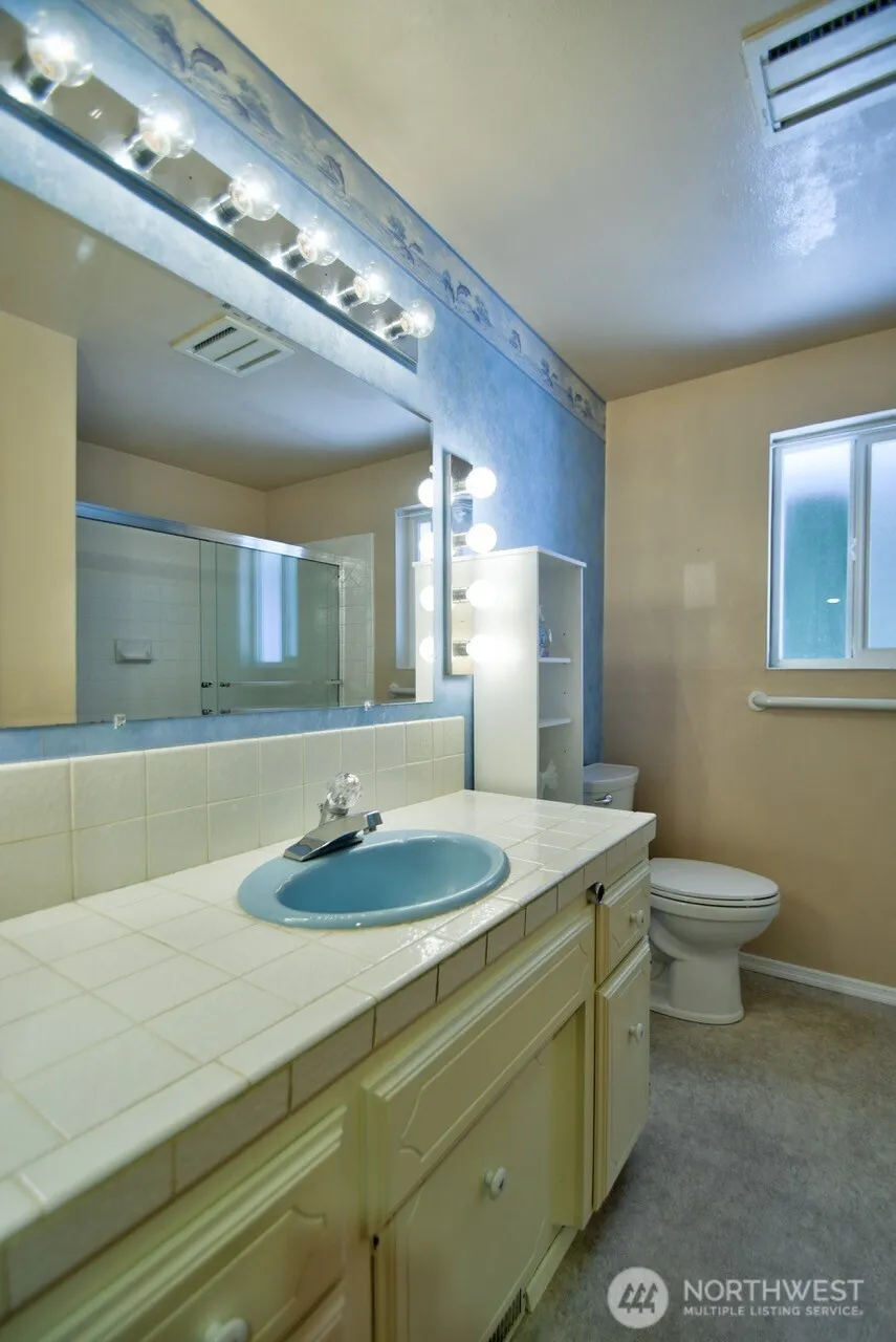 Property photo for 6617 Husky Way Se, Lacey photo 15