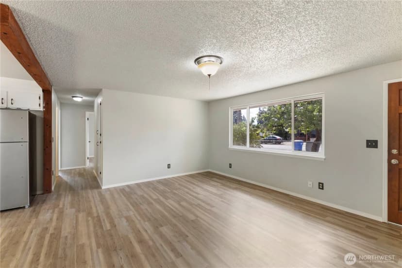 Property photo for 715 110th Street S, Tacoma photo 8