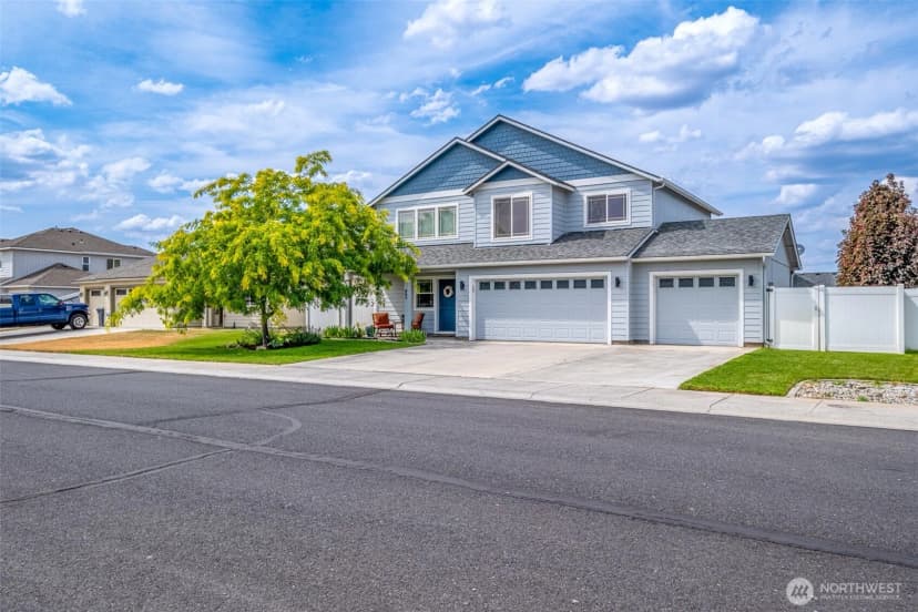 Property photo for 807 5th Avenue Ne, Ephrata photo 4