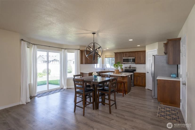 Property photo for 807 5th Avenue Ne, Ephrata photo 9