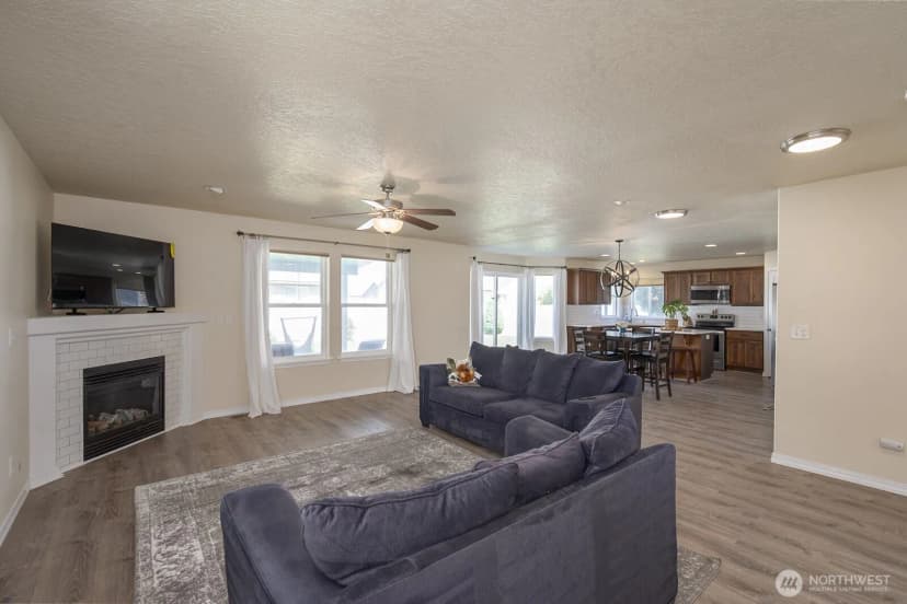 Property photo for 807 5th Avenue Ne, Ephrata photo 18
