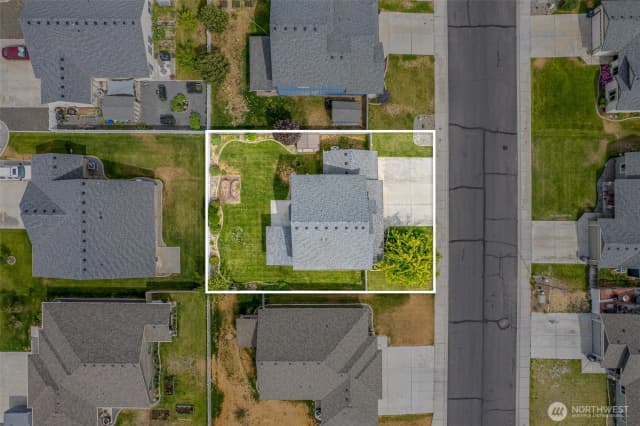 Property photo for 807 5th Avenue Ne, Ephrata photo 5