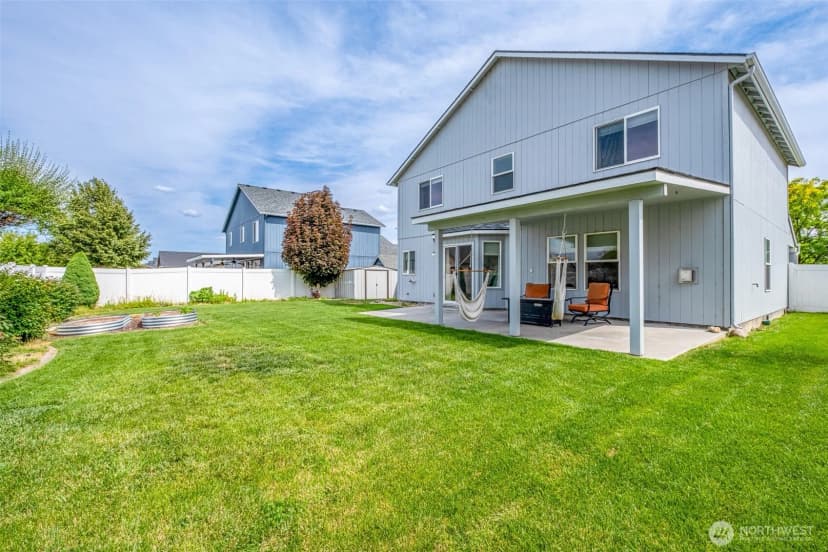 Property photo for 807 5th Avenue Ne, Ephrata photo 3