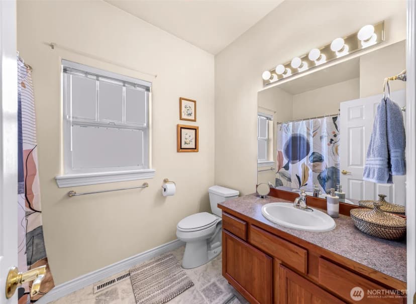 Property photo for 500 Fieldstone Loop #51, Lynden photo 17