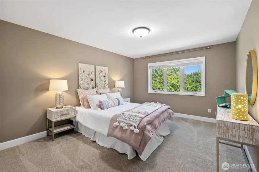 Property photo for 2040 277th Avenue Se, Sammamish photo 29