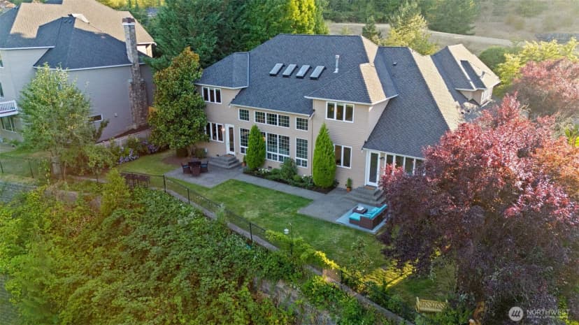 Property photo for 2040 277th Avenue Se, Sammamish photo 37