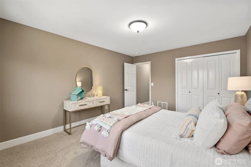Property photo for 2040 277th Avenue Se, Sammamish photo 30