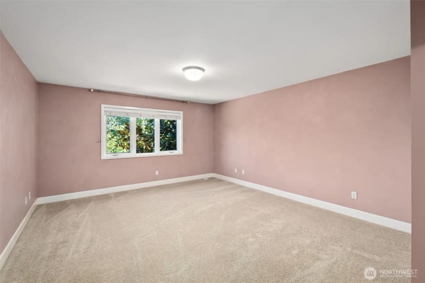 Property photo for 2040 277th Avenue Se, Sammamish photo 35