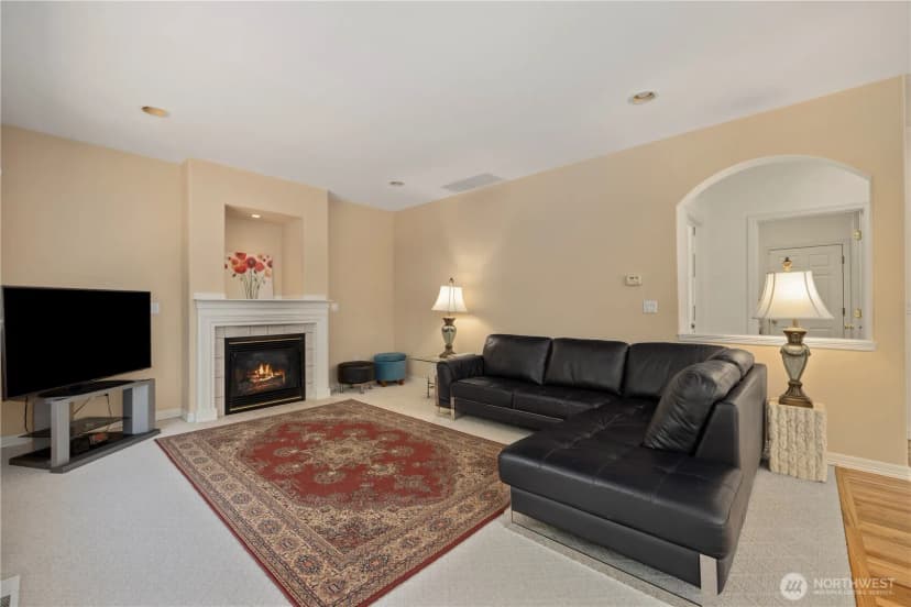 Property photo for 831 Sw 355th Court, Federal Way photo 17