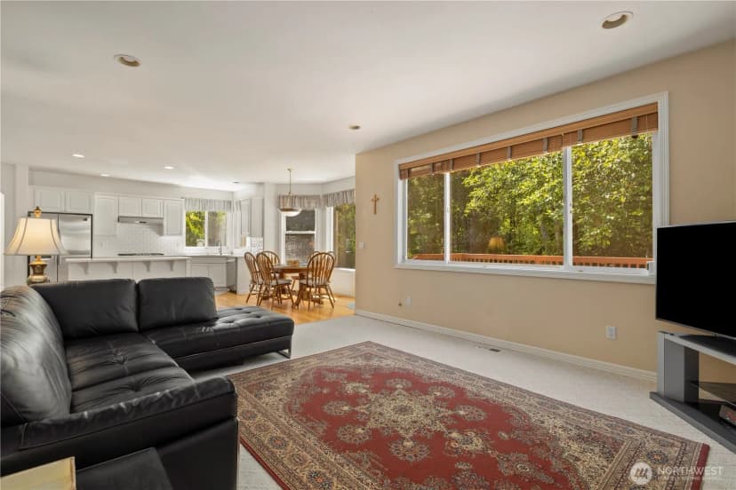 Property photo for 831 Sw 355th Court, Federal Way photo 18