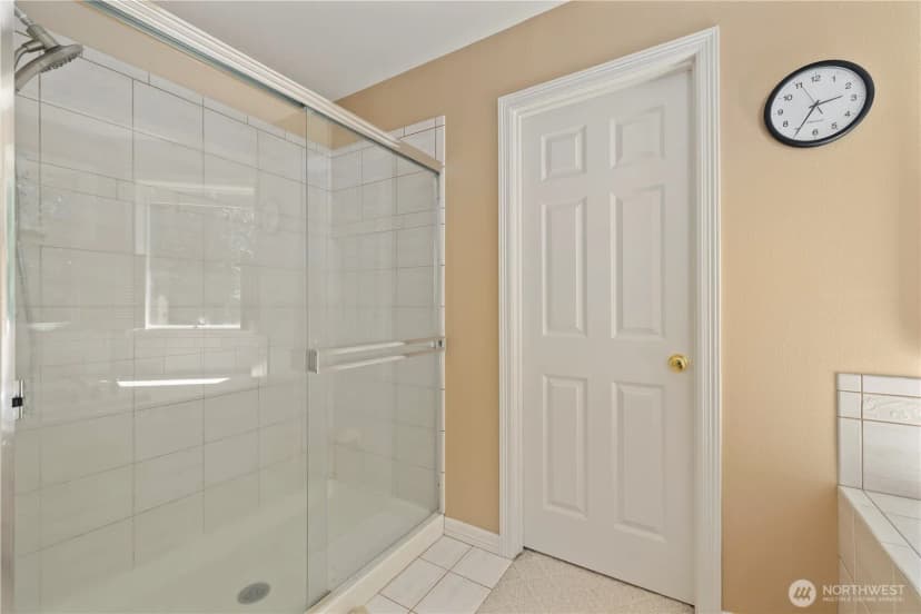 Property photo for 831 Sw 355th Court, Federal Way photo 31