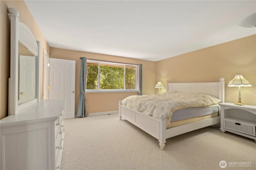 Property photo for 831 Sw 355th Court, Federal Way photo 28