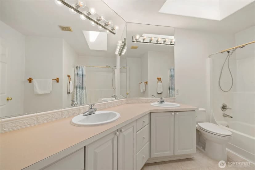 Property photo for 831 Sw 355th Court, Federal Way photo 25