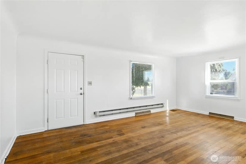 Property photo for 6646 S Clement Avenue, Tacoma photo 4