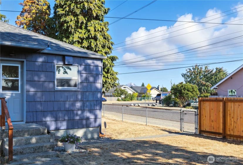 Property photo for 6646 S Clement Avenue, Tacoma photo 26