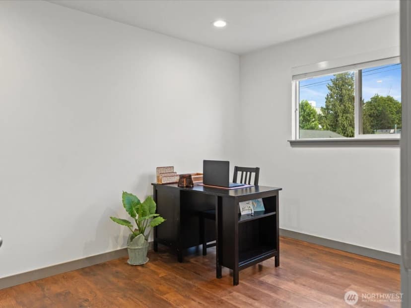 Property photo for 10126 Ne 186th Street, Bothell photo 33