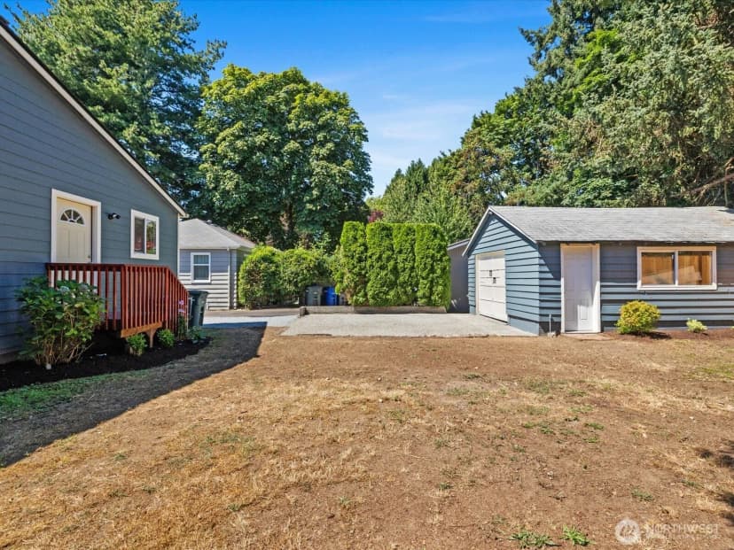 Property photo for 10126 Ne 186th Street, Bothell photo 13