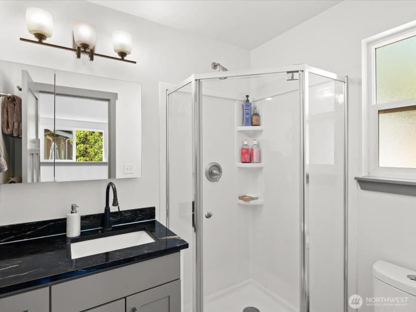 Property photo for 10126 Ne 186th Street, Bothell photo 31