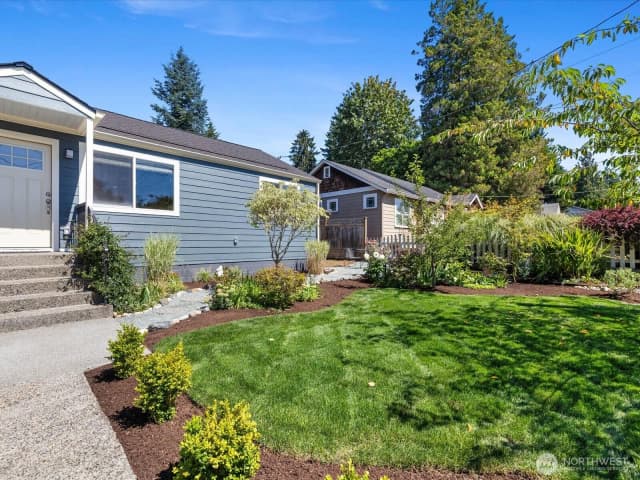 Property photo for 10126 Ne 186th Street, Bothell photo 5