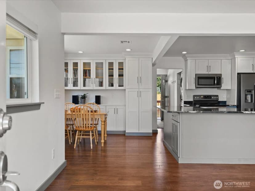 Property photo for 10126 Ne 186th Street, Bothell photo 20