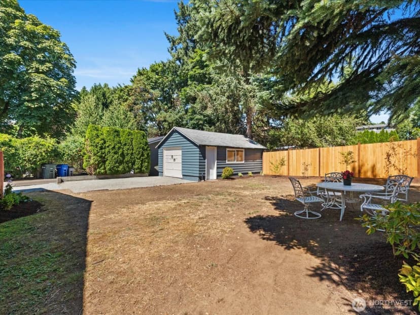 Property photo for 10126 Ne 186th Street, Bothell photo 12