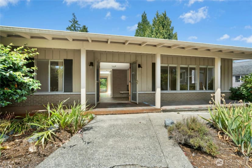 Property photo for 3002 162nd Place Se, Bellevue photo 20