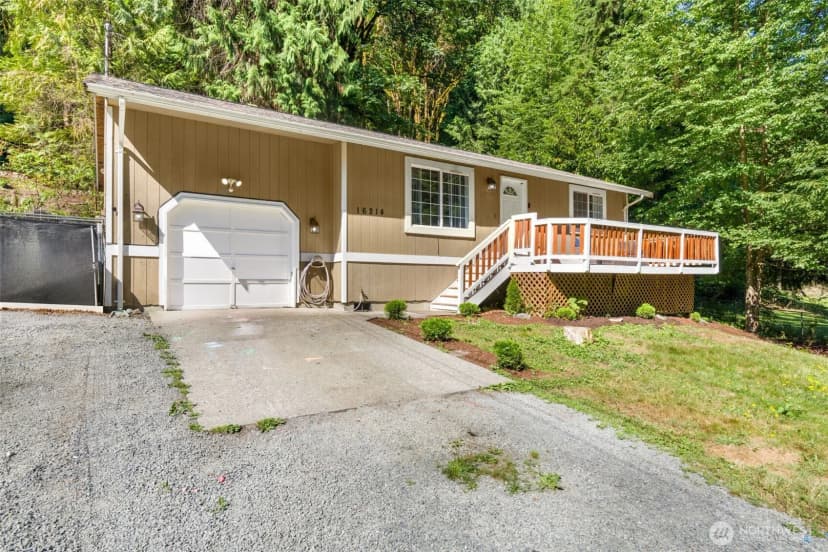 Property photo for 16214 Dogwood Lane, Arlington photo 18