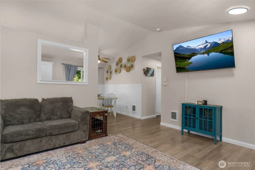 Property photo for 16214 Dogwood Lane, Arlington photo 7