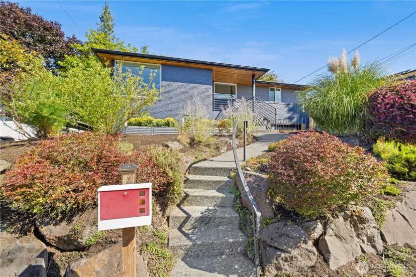 Property photo for 4110 Sw Rose Street, Seattle photo 30