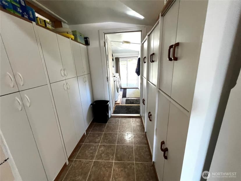 Property photo for 233 S Yantic Avenue, Bremerton photo 23