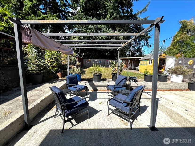 Property photo for 233 S Yantic Avenue, Bremerton photo 32