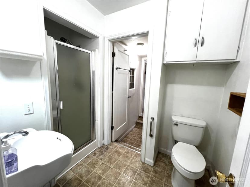 Property photo for 233 S Yantic Avenue, Bremerton photo 20