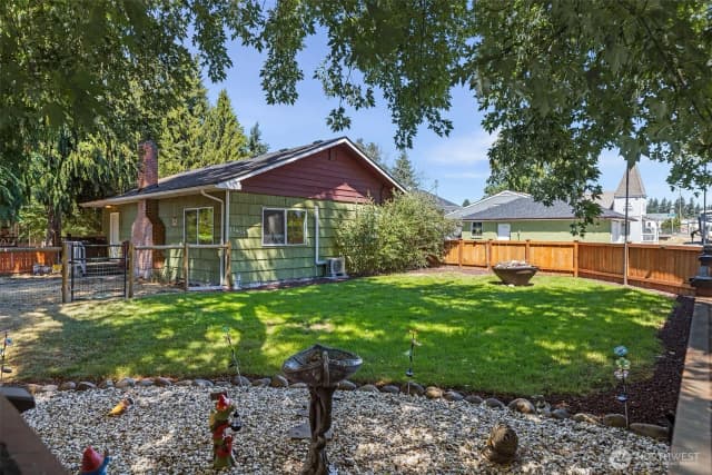 Property photo for 35604 Sr 507 S, Mc Kenna